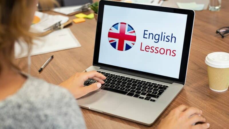 קורסים מקוונים ללימוד אנגלית